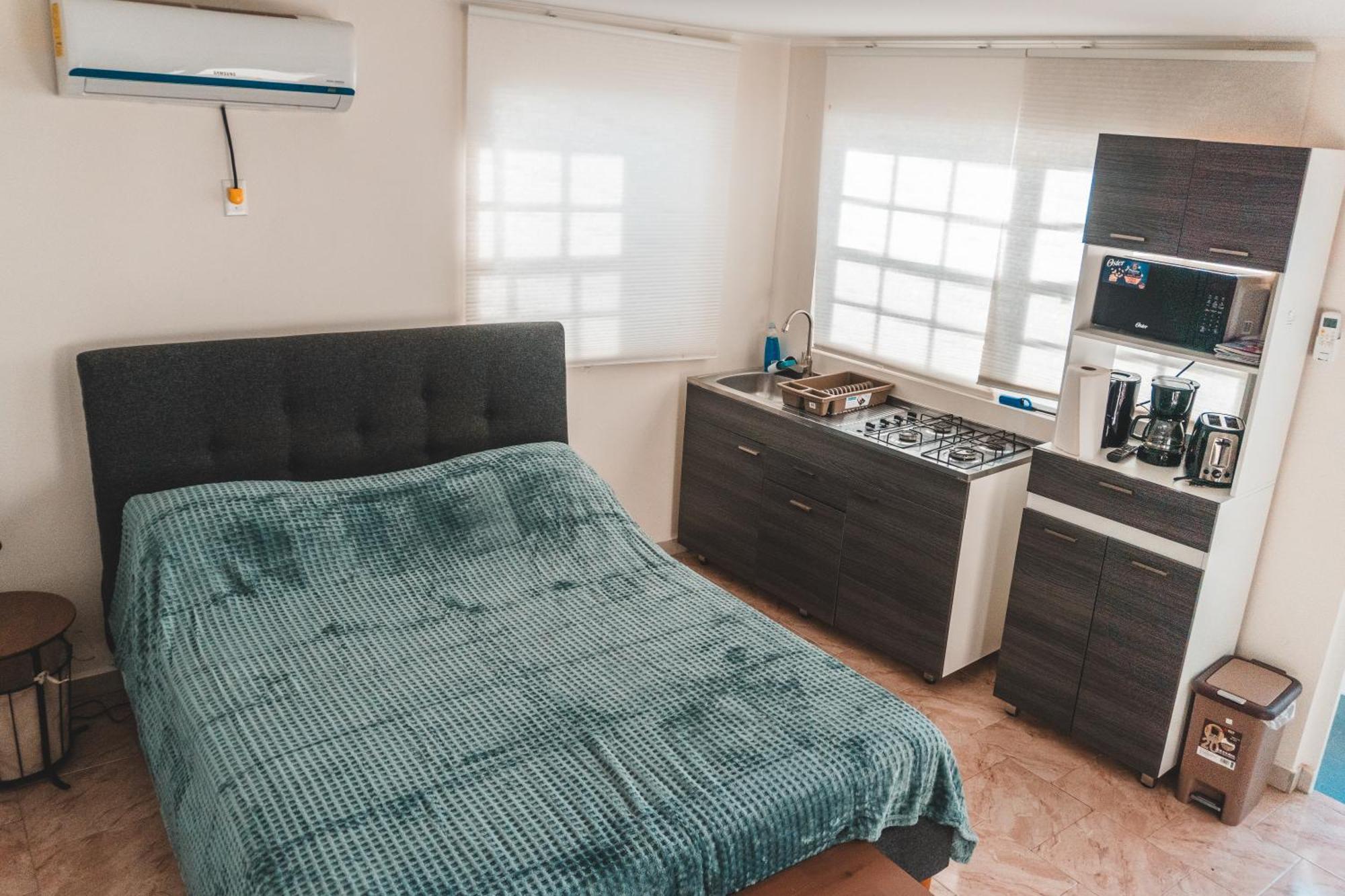 Klip Lagoon Apartsments Oranjestad Esterno foto