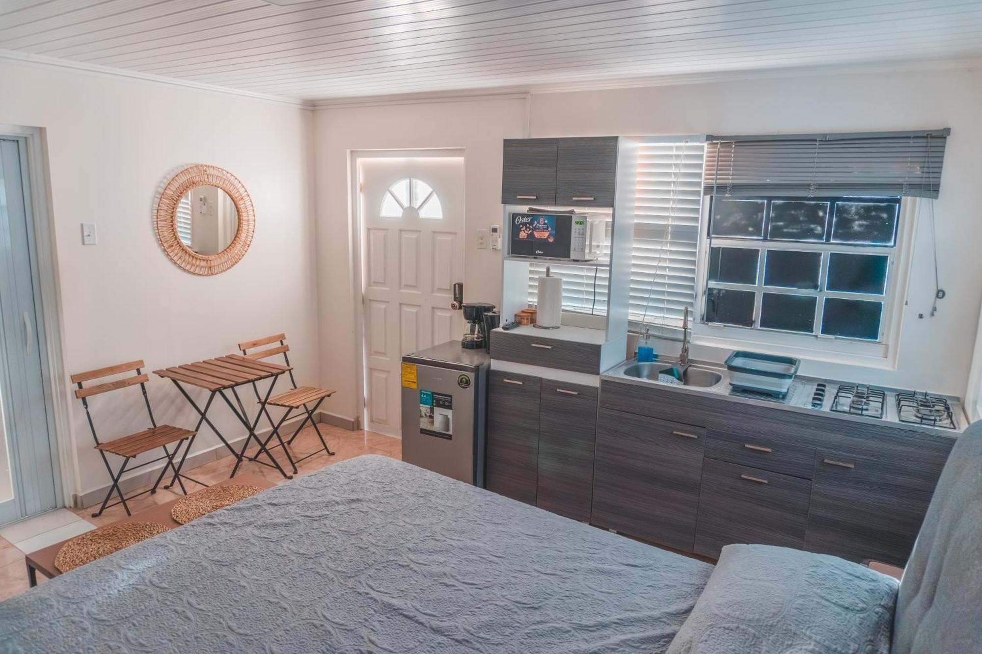 Klip Lagoon Apartsments Oranjestad Esterno foto