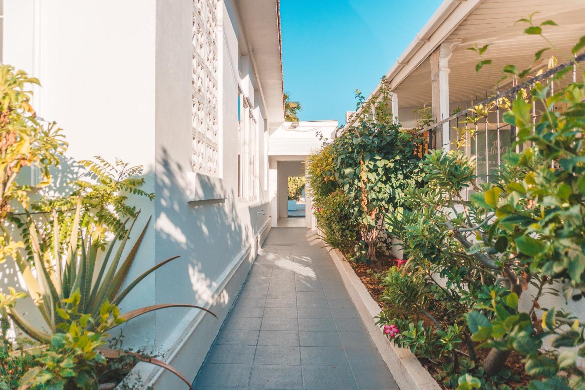 Klip Lagoon Apartsments Oranjestad Esterno foto