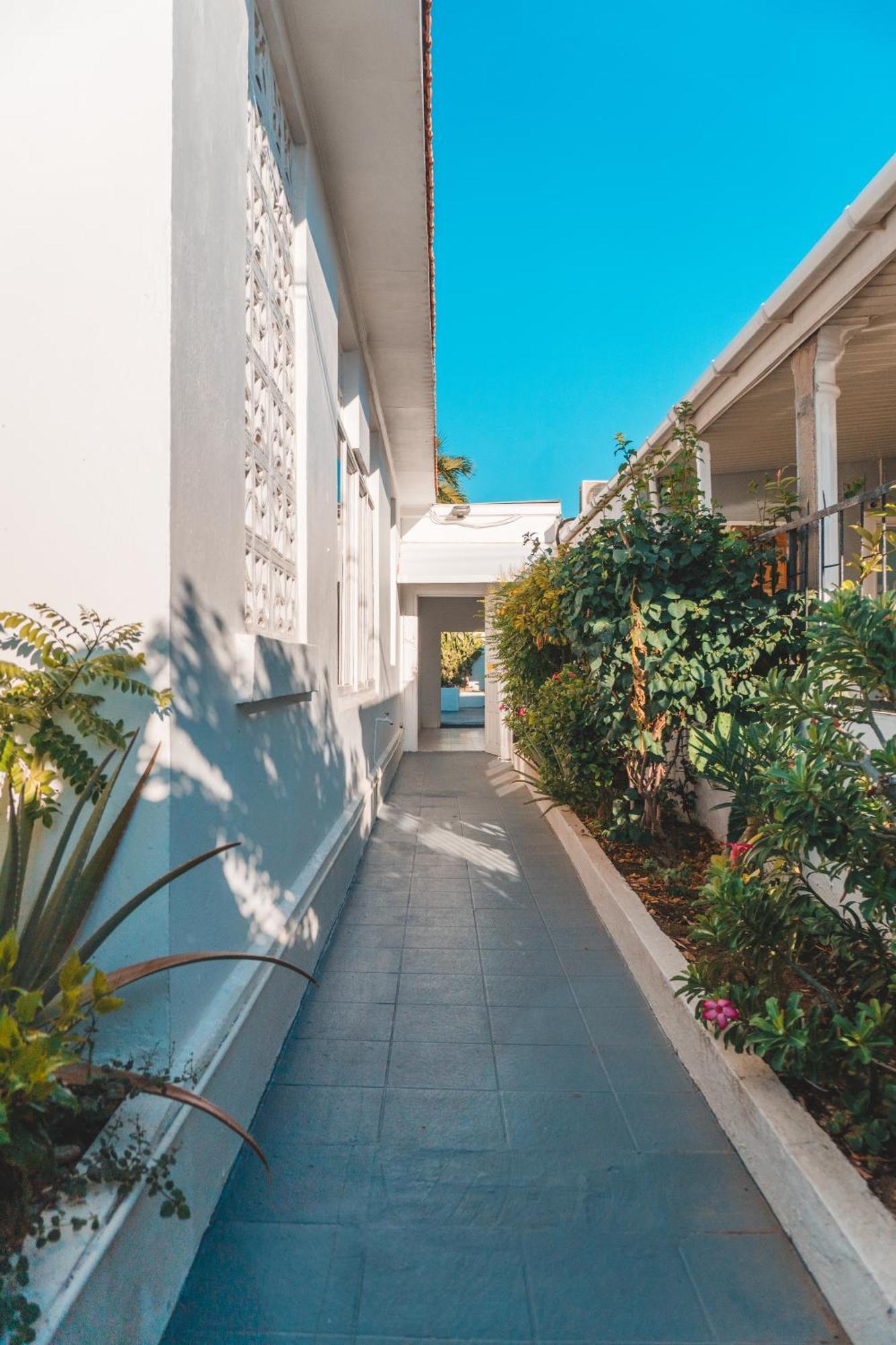 Klip Lagoon Apartsments Oranjestad Esterno foto